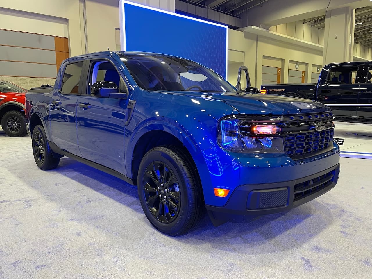 Ford Maverick Hybrid First Look Review