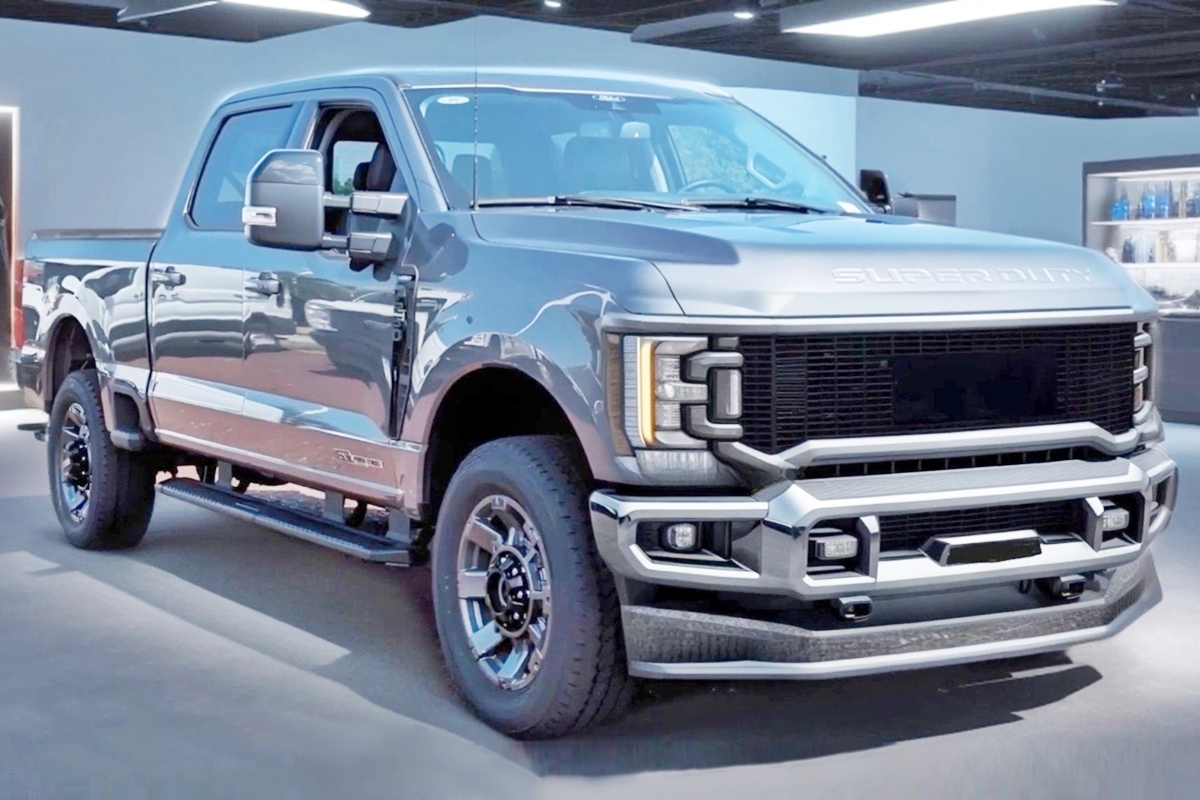 Ford Powers Up New Hybrid Super Duty Set To Transform Pickups By 2027