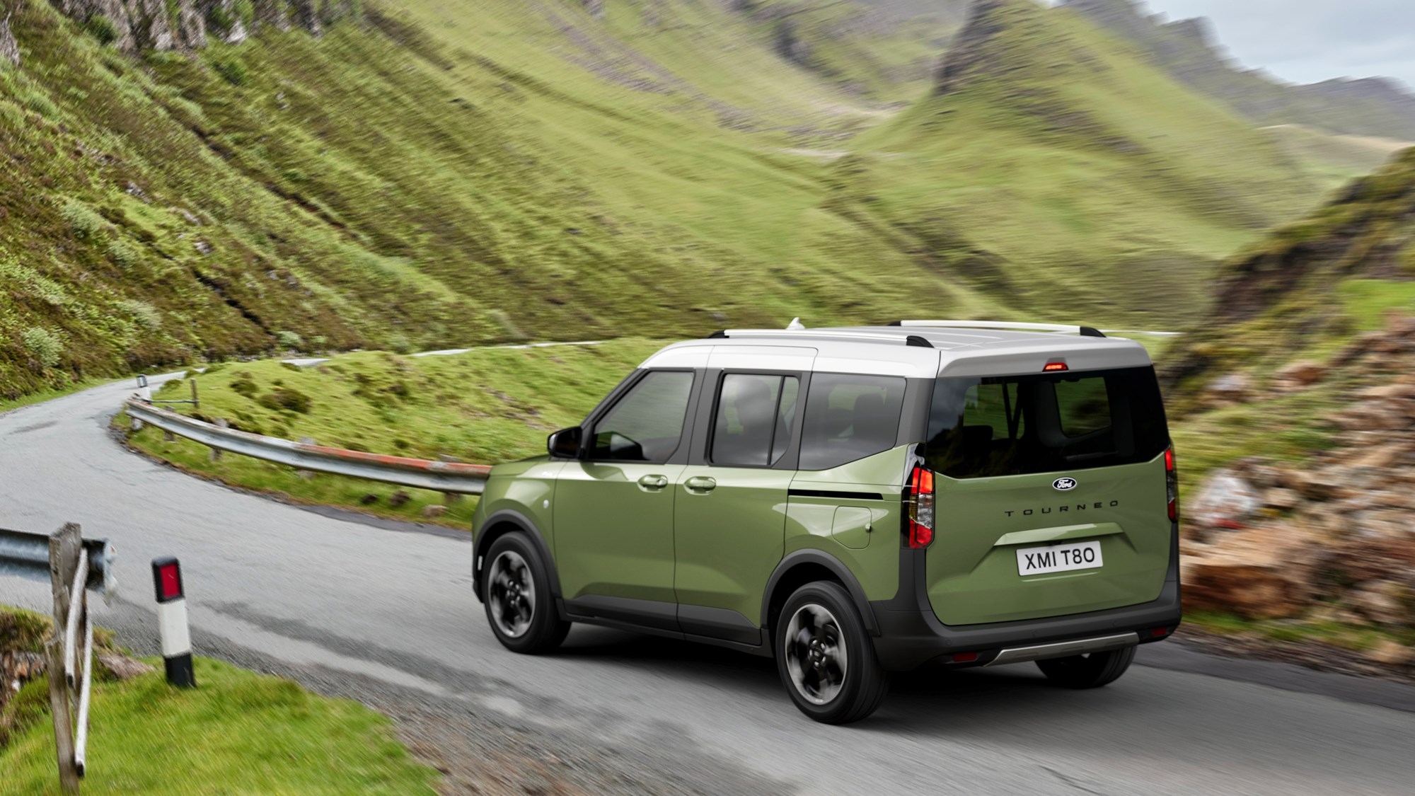 New Ford Tourneo Courier MPV Revealed With Petrol And EV Power